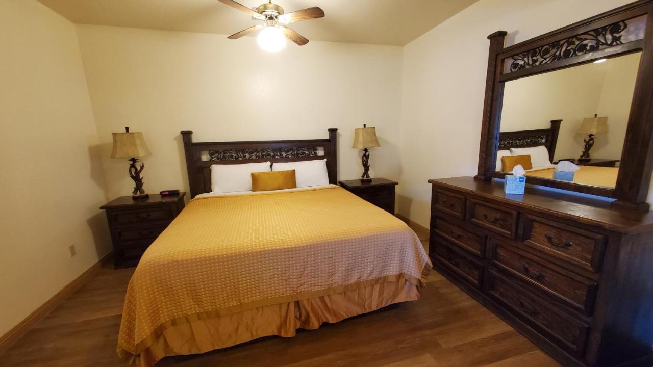 Kernville Inn Екстер'єр фото