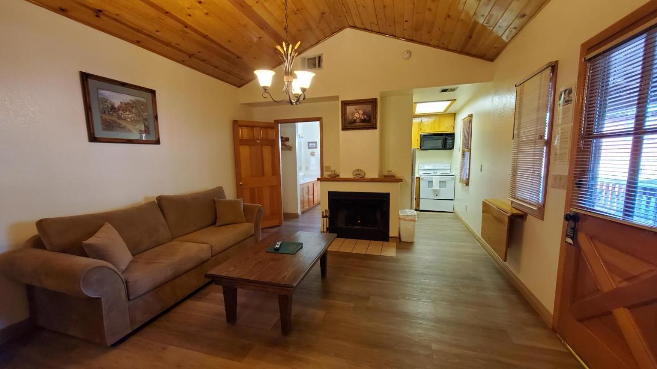 Kernville Inn Екстер'єр фото