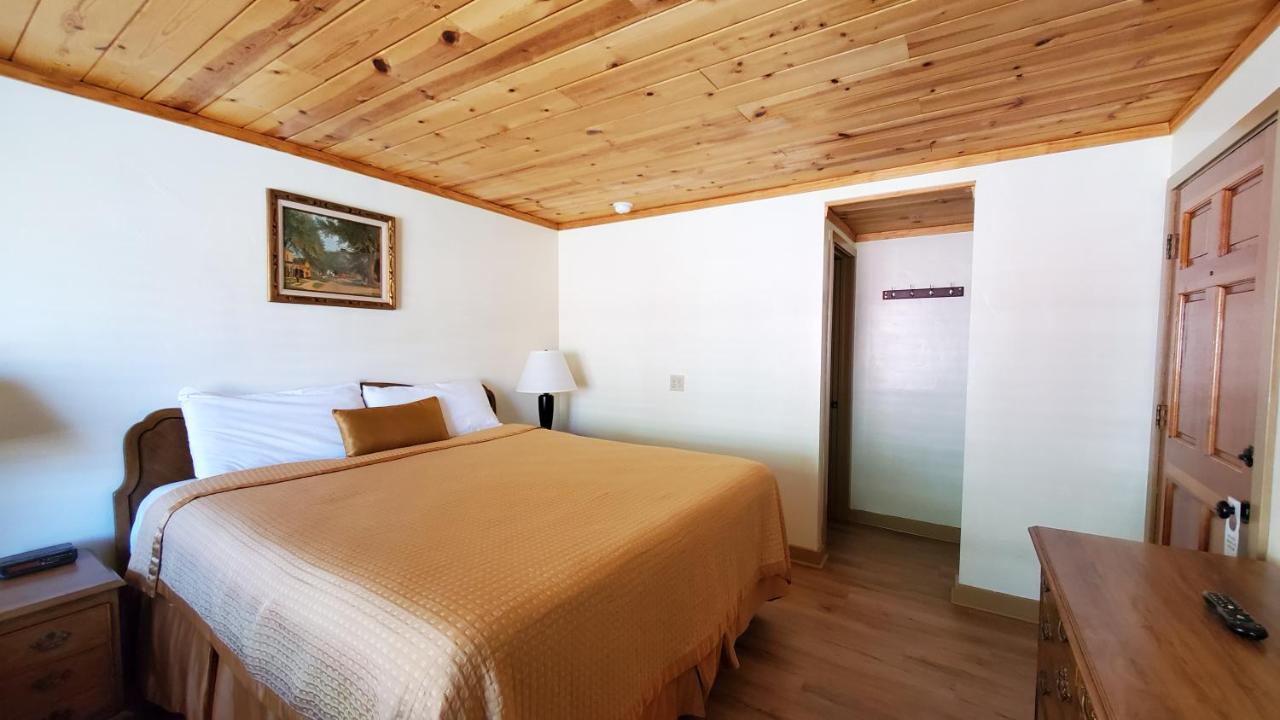 Kernville Inn Екстер'єр фото